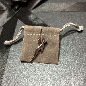 Silver tone Bird Tac EUC